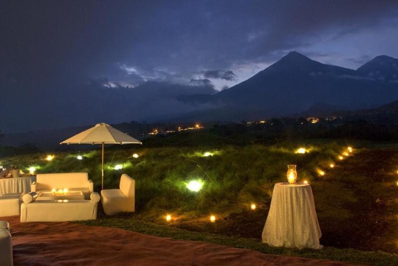 Hotel La Reunion Golf Resort And Residences Antigua Exteriér fotografie
