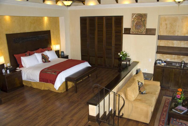 Hotel La Reunion Golf Resort And Residences Antigua Exteriér fotografie